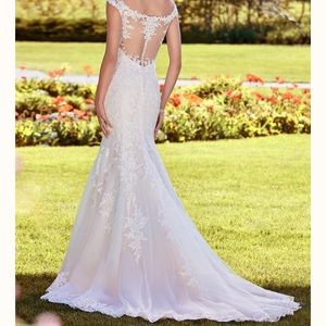 Maggie Sottero/Rebecca Ingram Wedding Gown